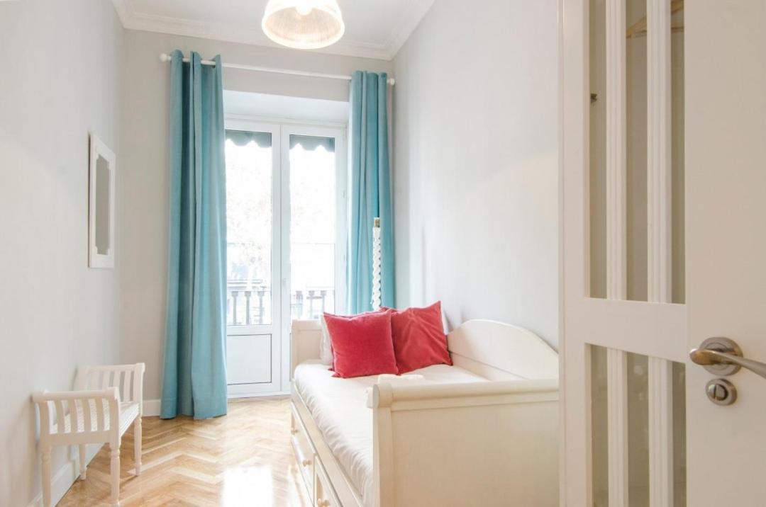 Minty Stay - Atocha 4 Bd Madrid Exterior foto