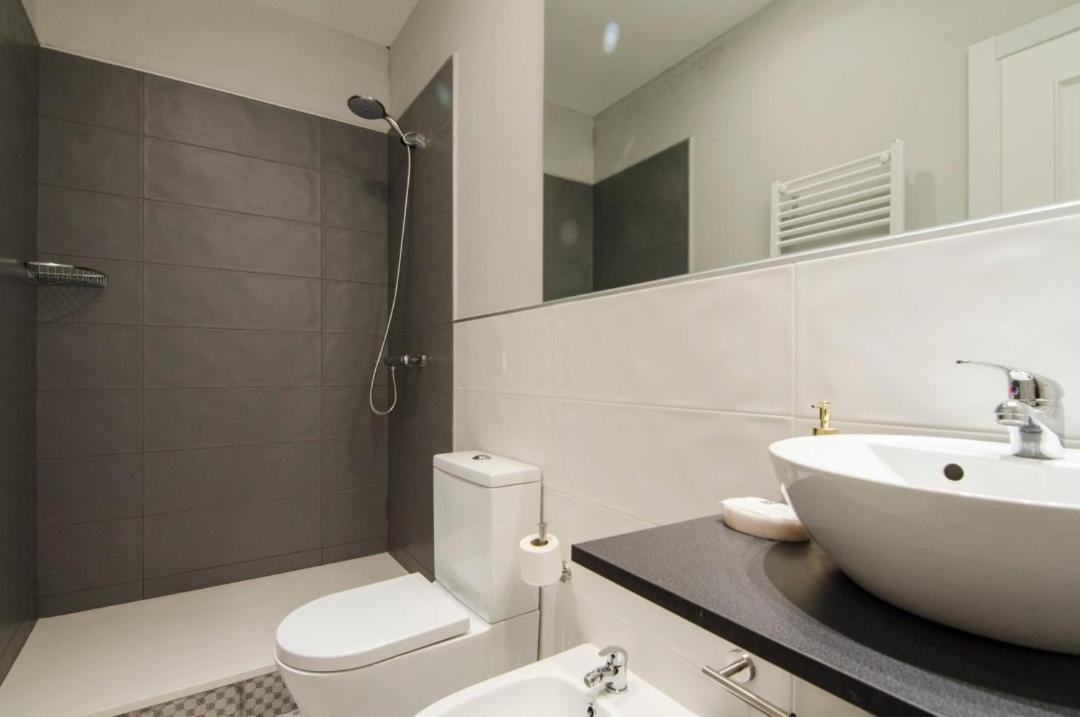 Minty Stay - Atocha 4 Bd Madrid Exterior foto