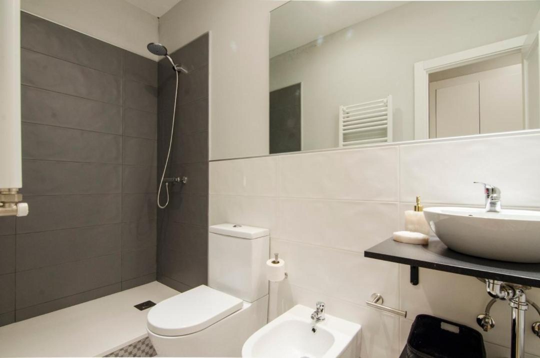 Minty Stay - Atocha 4 Bd Madrid Exterior foto